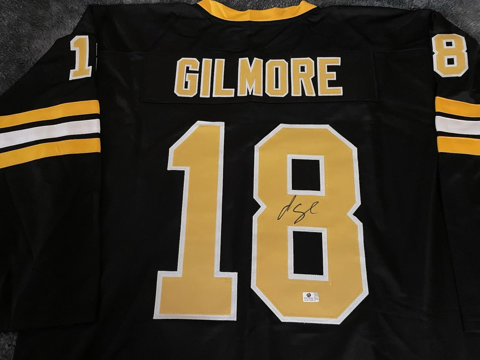 Adam Sandler — HAPPY GILMORE - ADAM SANDLER SIGNED Custom Hockey Jersey Boston Bruins COA Auto, image 2