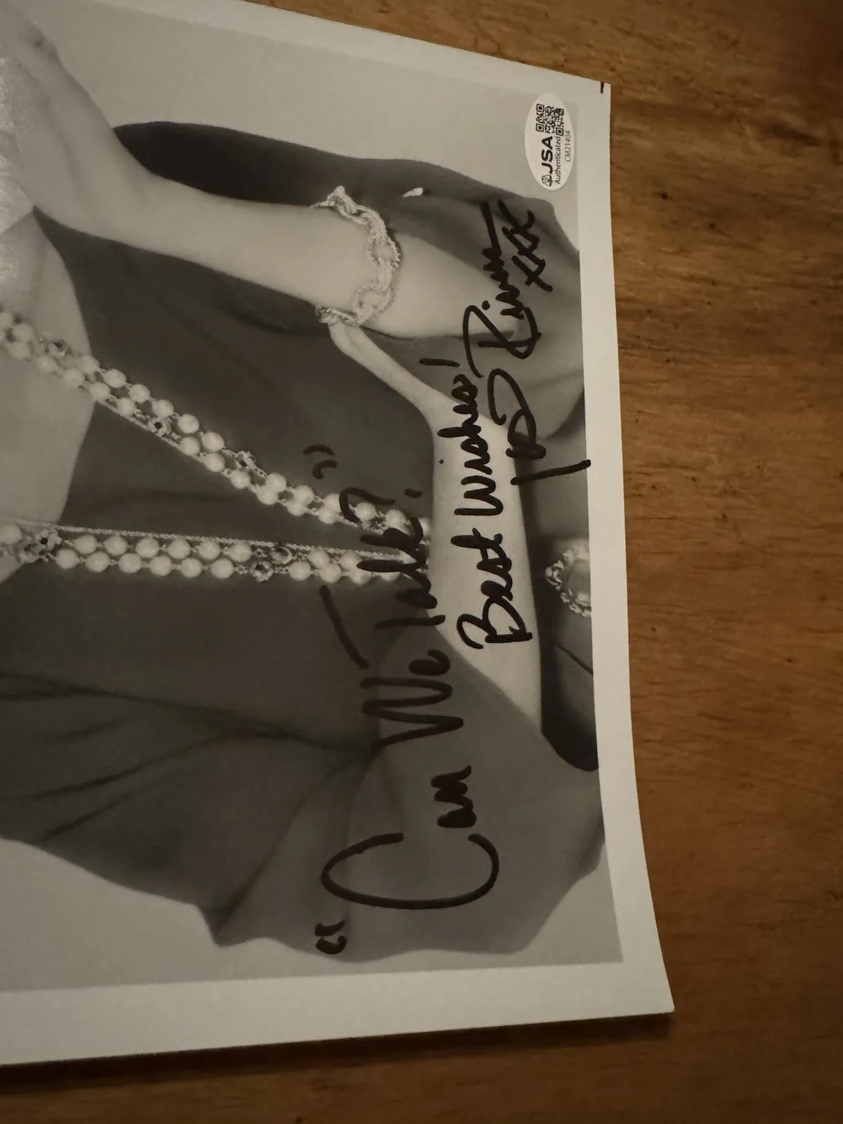 Joan Rivers — Joan Rivers Signed B/W 8x10 Adding “CAN WE TALK” w/JSA, image 4