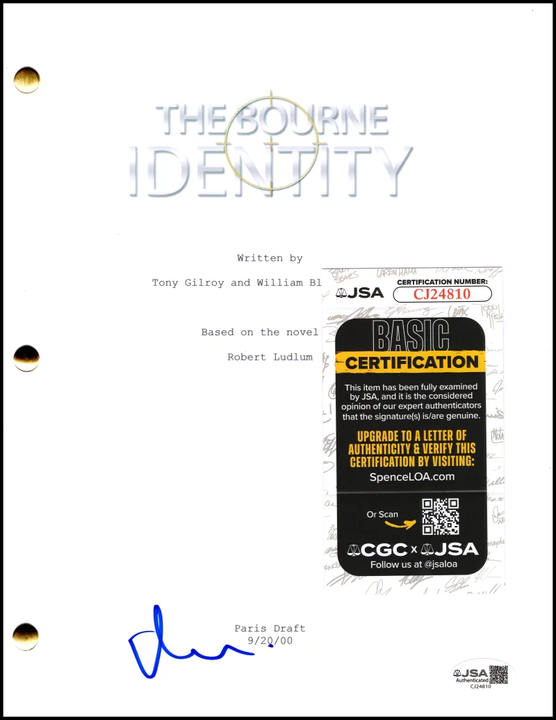 Matt Damon — Matt Damon Signed Autograph The Bourne Identity Movie Script Screenplay JSA COA, image 2