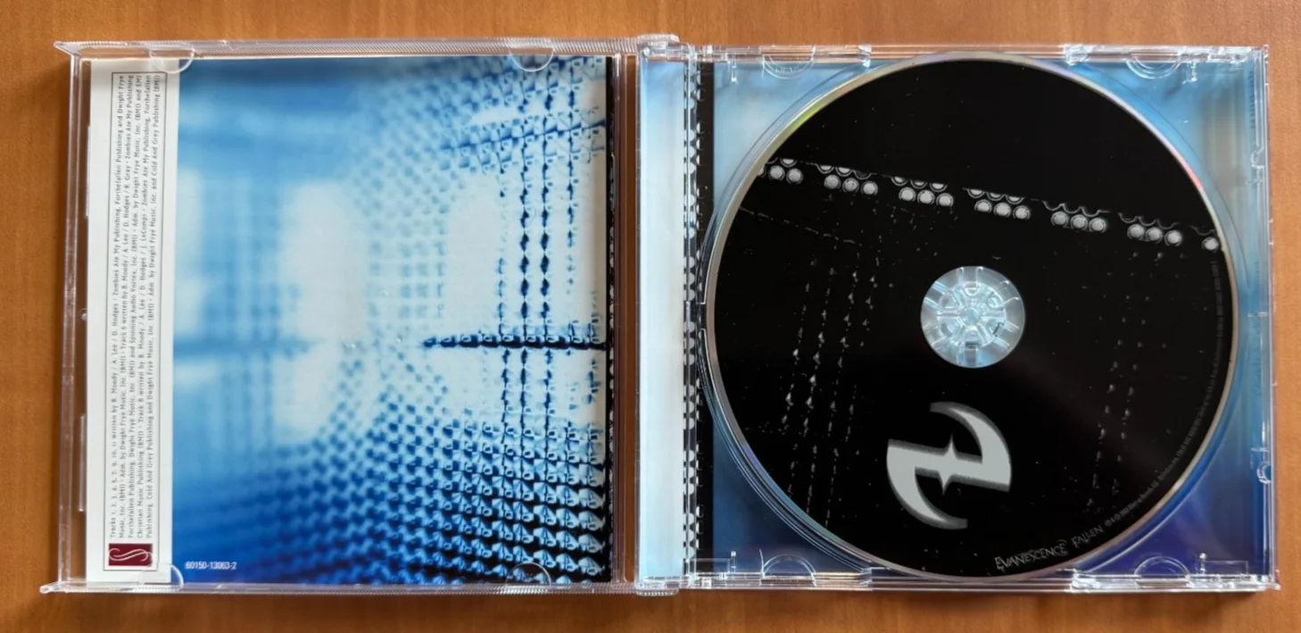 Amy Lee Evanescence Signed Autographed Fallen CD Booklet Beckett COA, image 2