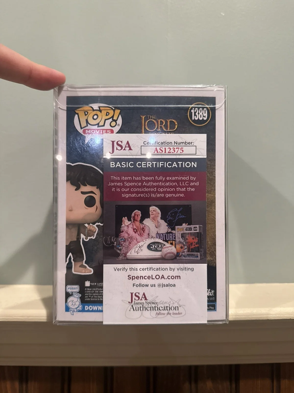 Elijah Wood — Funko Pop Lord Of The Rings Frodo With The Ring #1389 Signed By Elijah Wood JSA, изображение 4