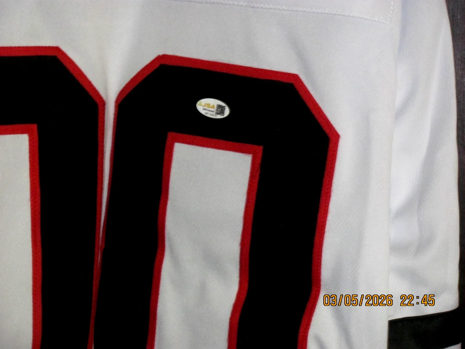 Christmas Vacation — Christmas Vacation Chevy Chase Signed White Jersey Clark Griswold JSA Witness, image 4