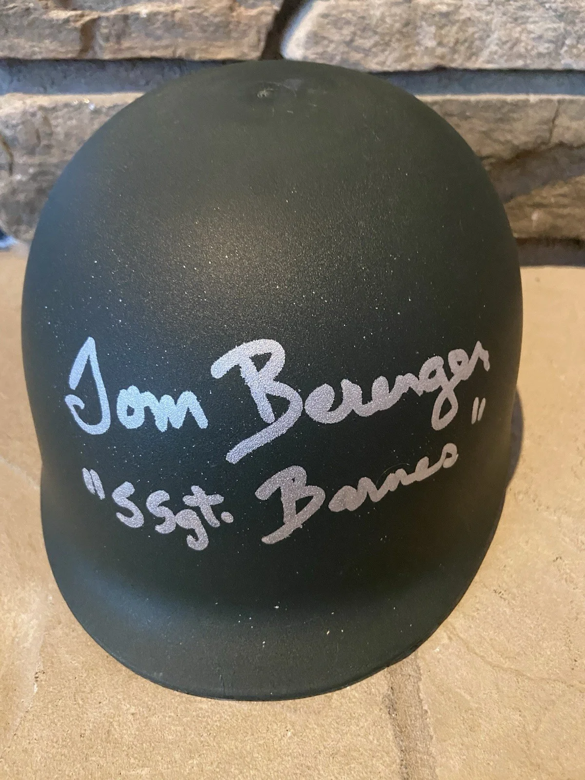 Tom Berenger — “Platoon” Tom Berenger Signed Helmet - BAS COA - “Ssgt. Barnes” Inscription