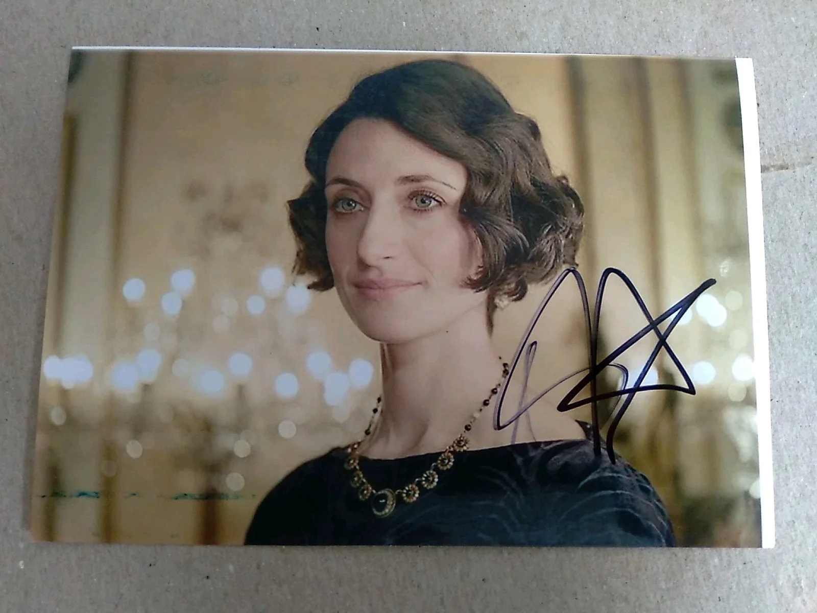 Natasha O'Keeffe British Actress Abbey E4 Autographed Signed 6x4in Photo, изображение 2