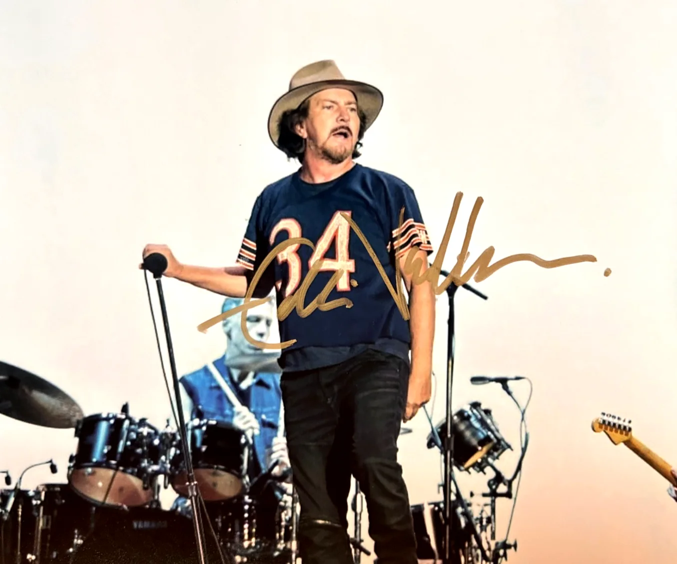 Eddie Vedder (PEARL JAM) Signed Authentic Original 8x10" Autograph GENUINE w/COA, image 3
