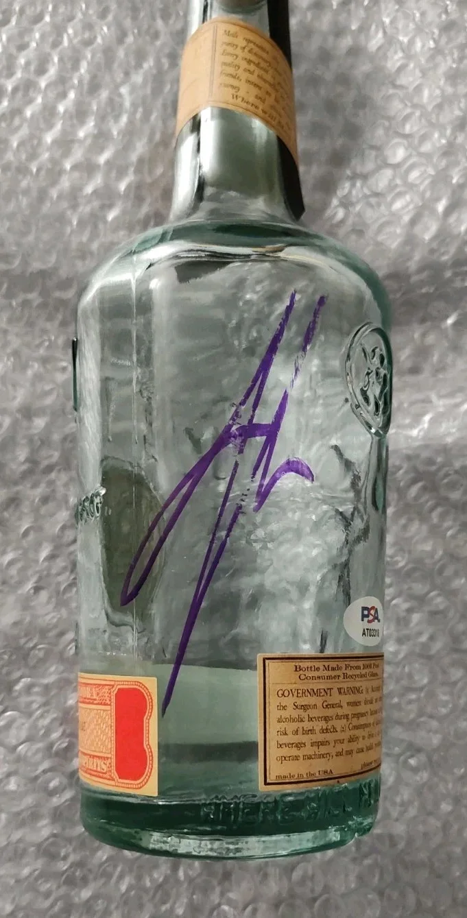 Jason Momoa, Blaine Halvorson — JASON MOMOA Signed Empty MEILI VODKA BOTTLE Aquaman PSA Certified Certificate, image 2