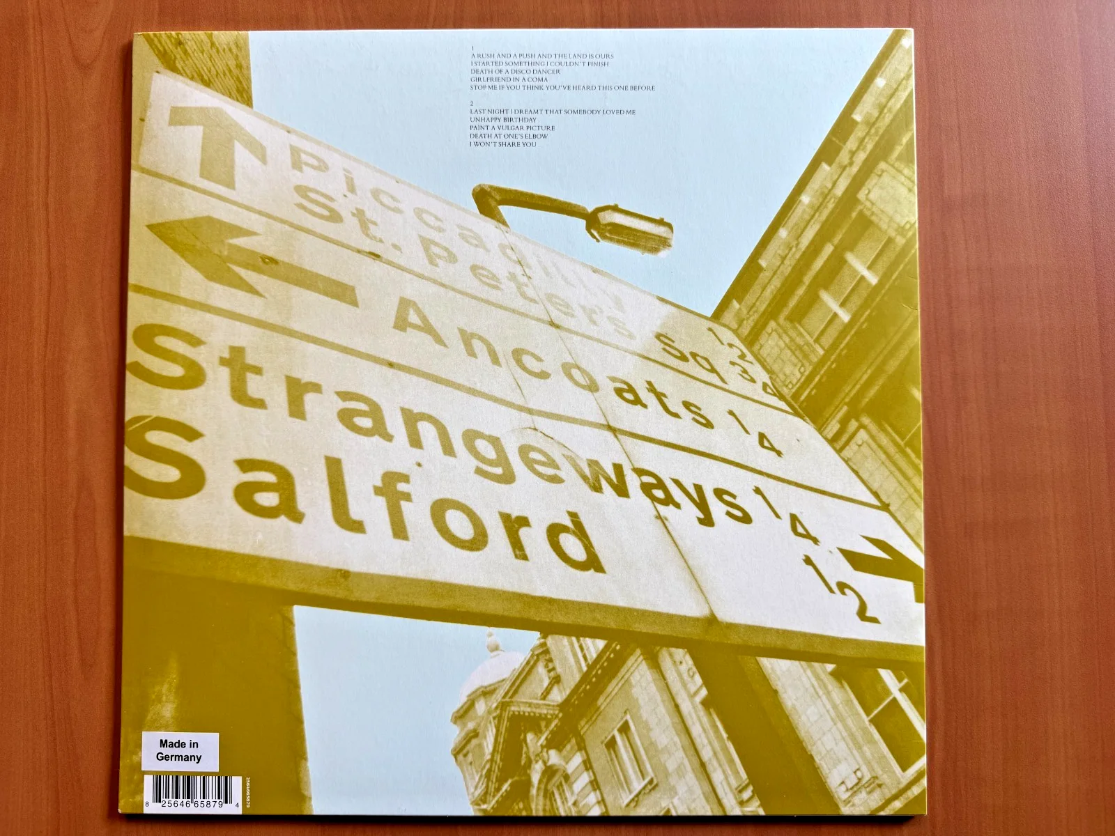 Johnny Marr Autographed Strangeways Here We Come Vinyl The Smiths Beckett COA, изображение 3