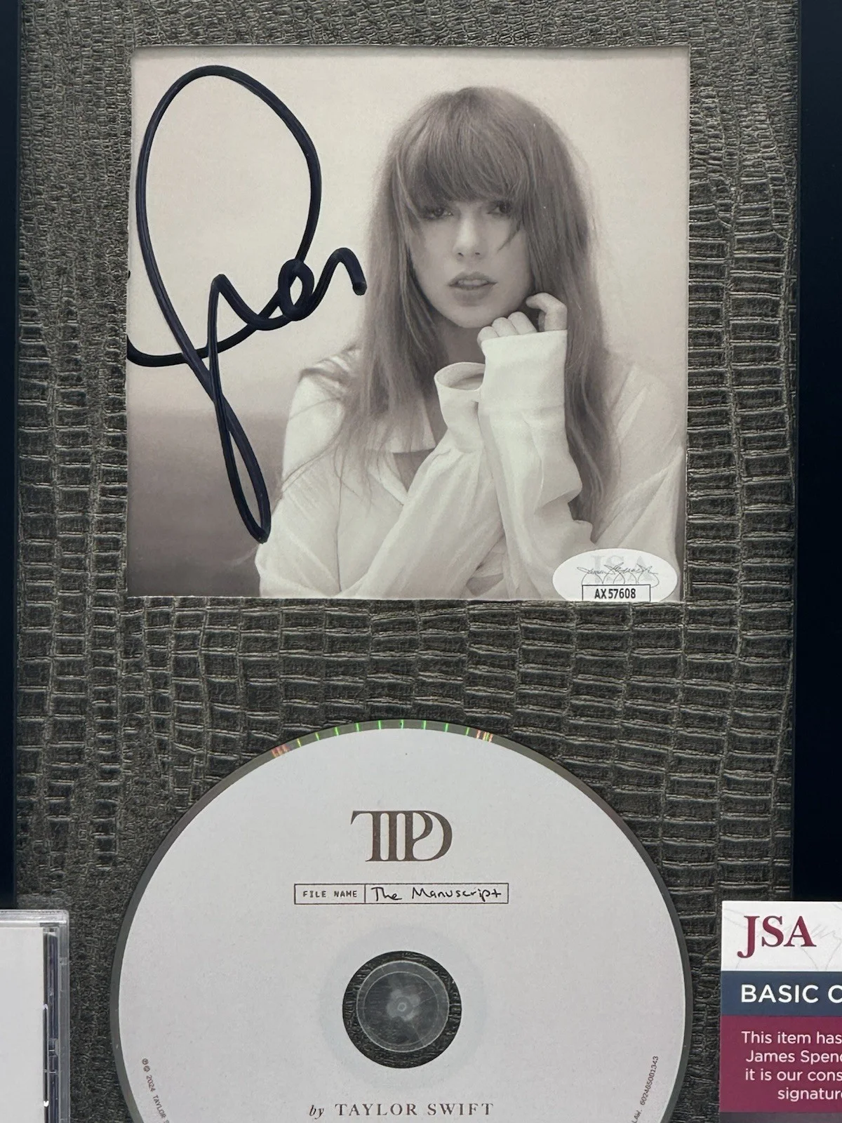 SIGNED Taylor Swift Tortured Poets Department Framed CD COA JSA Authentic, image 3