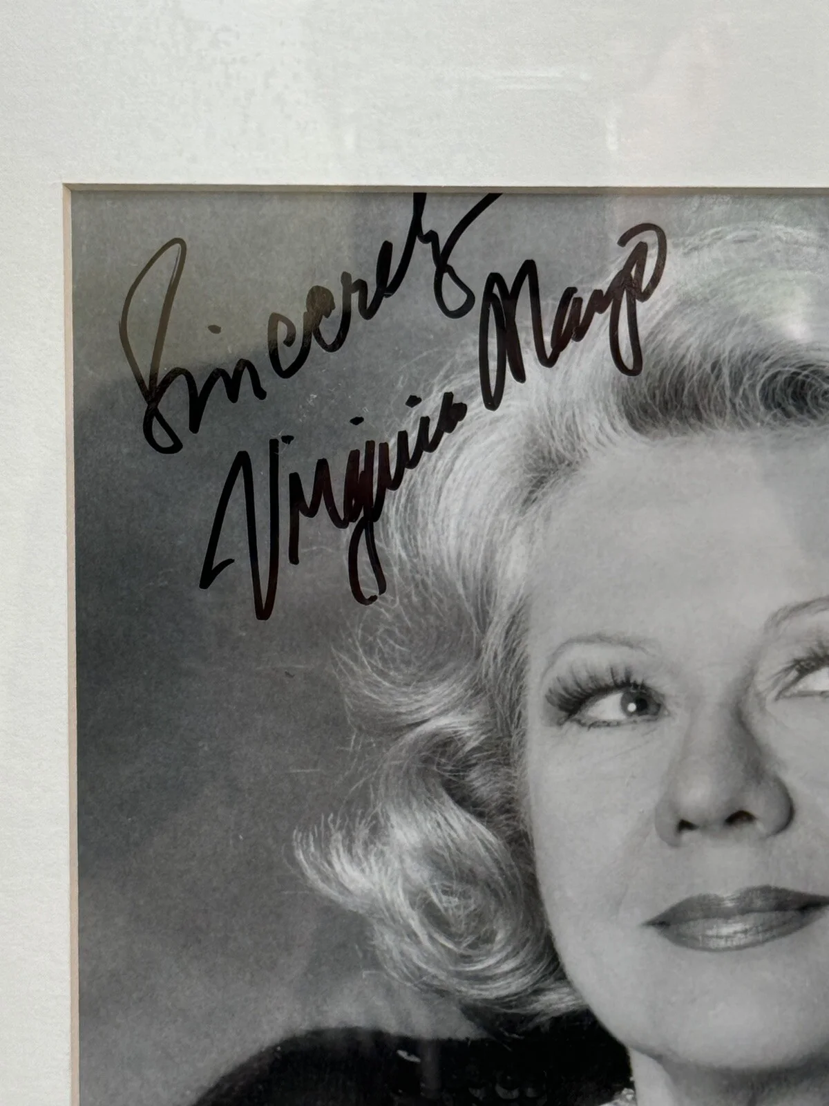 VIRGINIA MAYO 12X16" SIGNED AUTOGRAPH FRAMED WITH PALQUE - ACTRESS- NO COA, изображение 3