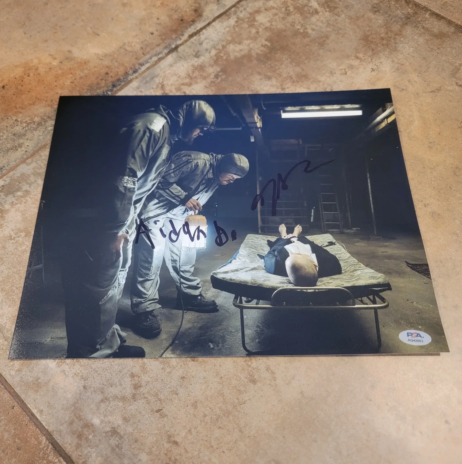 Jesse Plemons, Aidan Delbis — Aidan Delbis Jesse Plemons signed 11x14 photo autograph PSA DNA Bugonia cast