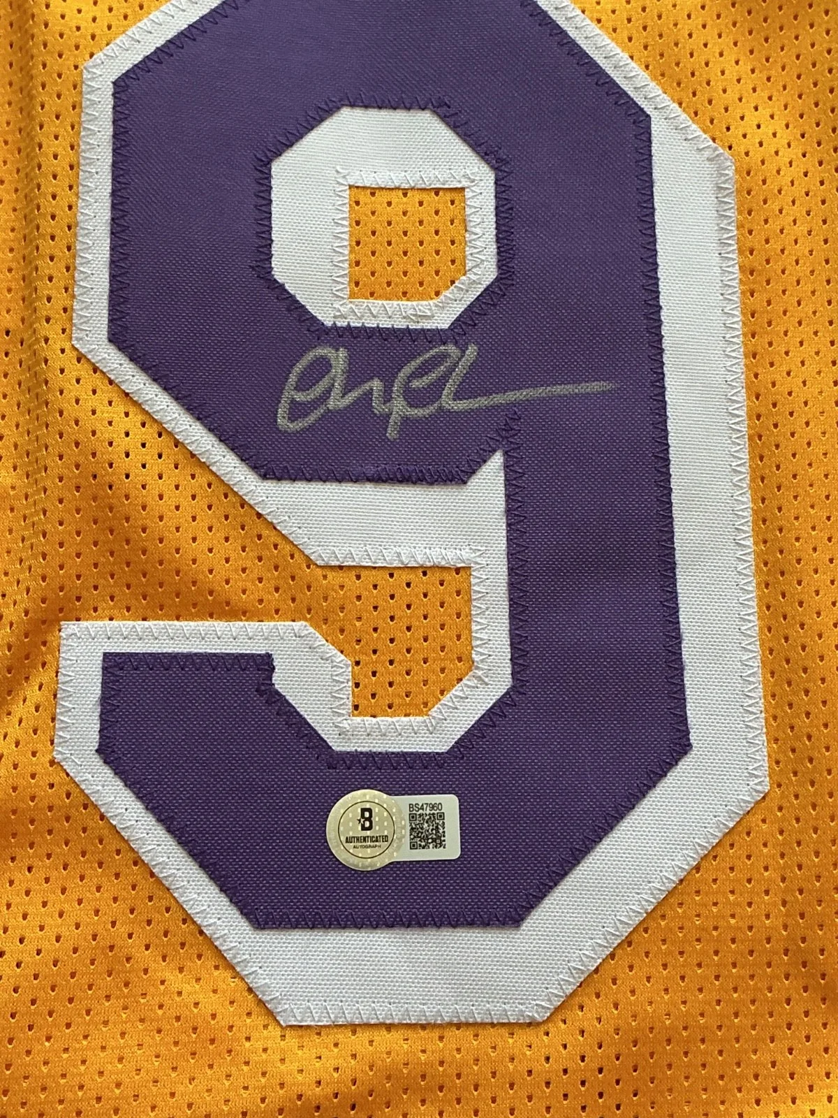 Chevy Chase — Chevy Chase Autographed Fletch Los Angeles Lakers Pro Style Movie Jersey BAS, изображение 2
