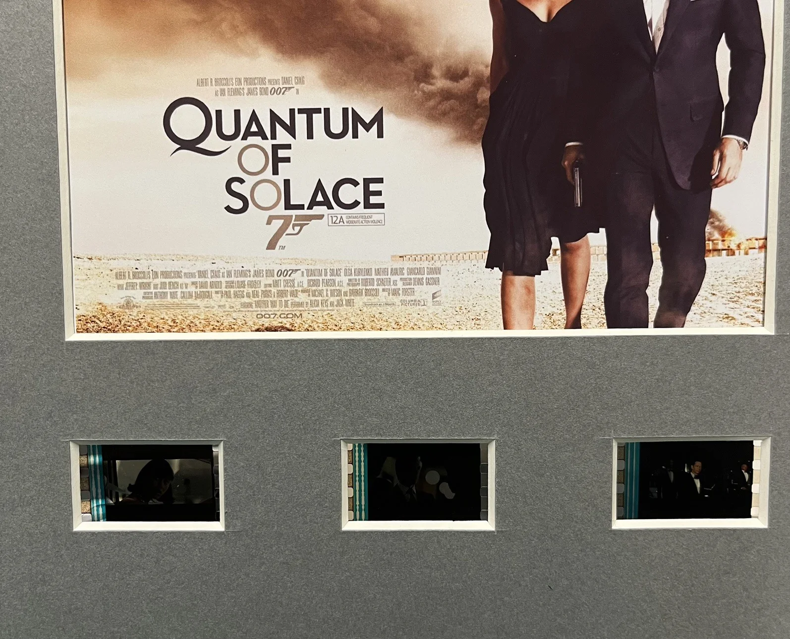 007 BOND. QUANTUM OF SOLACE. . . 35mm Film Cell MOUNTED DISPLAY, image 3
