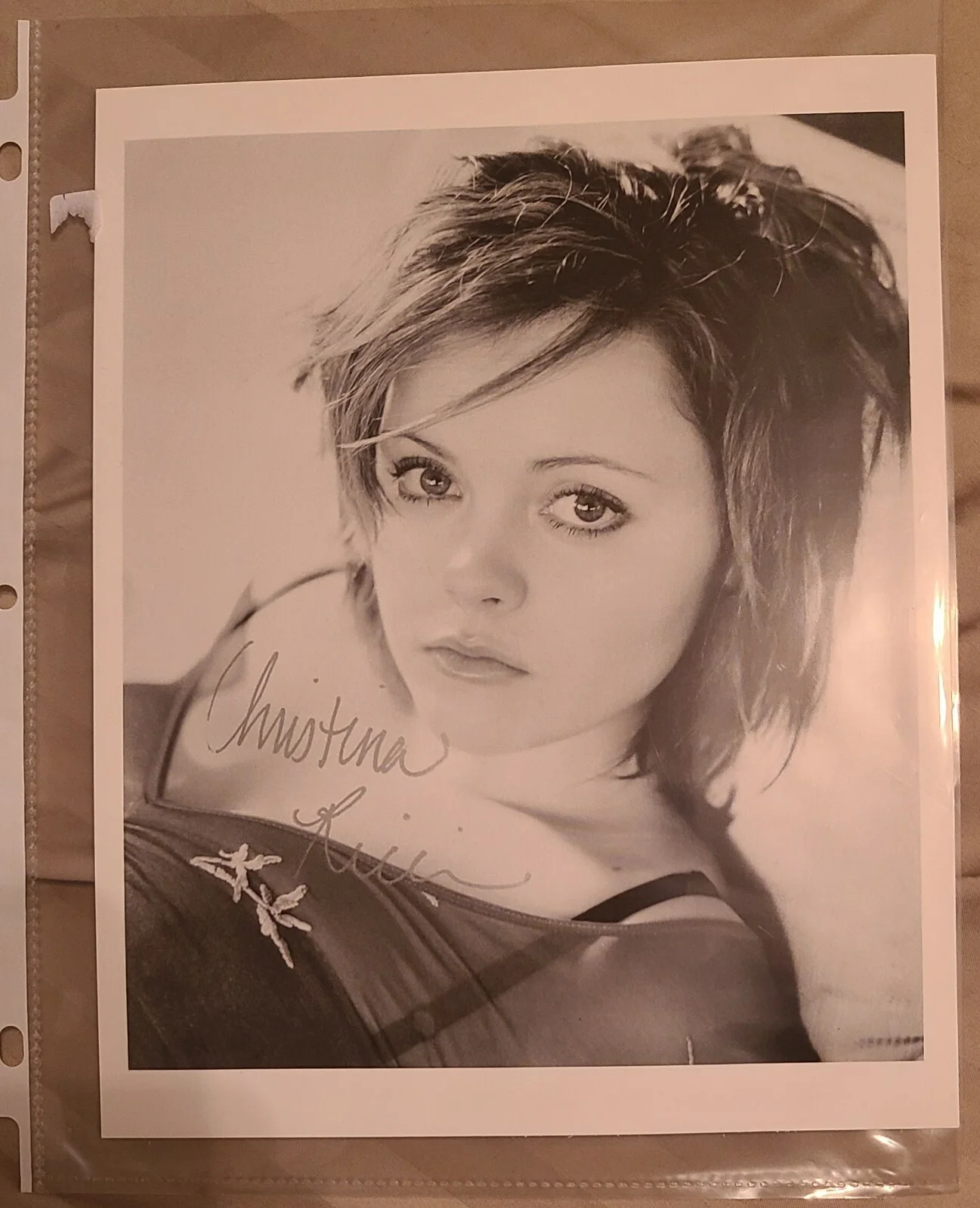 Christina Ricci — Autograph 8X10 Signed By Christina Ricci - Starred In Addams Family, Casper, изображение 2
