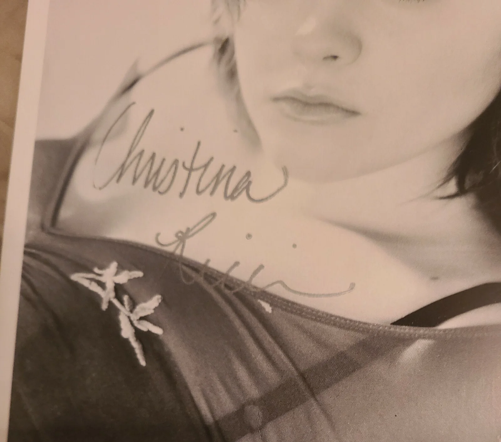Christina Ricci — Autograph 8X10 Signed By Christina Ricci - Starred In Addams Family, Casper, изображение 4
