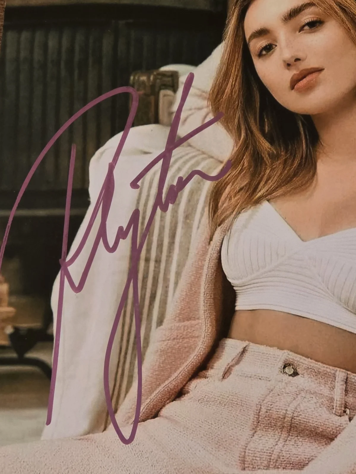Peyton List — Peyton List Signed Autograph Cobra Kai 8x10 Photo Jessie, изображение 2