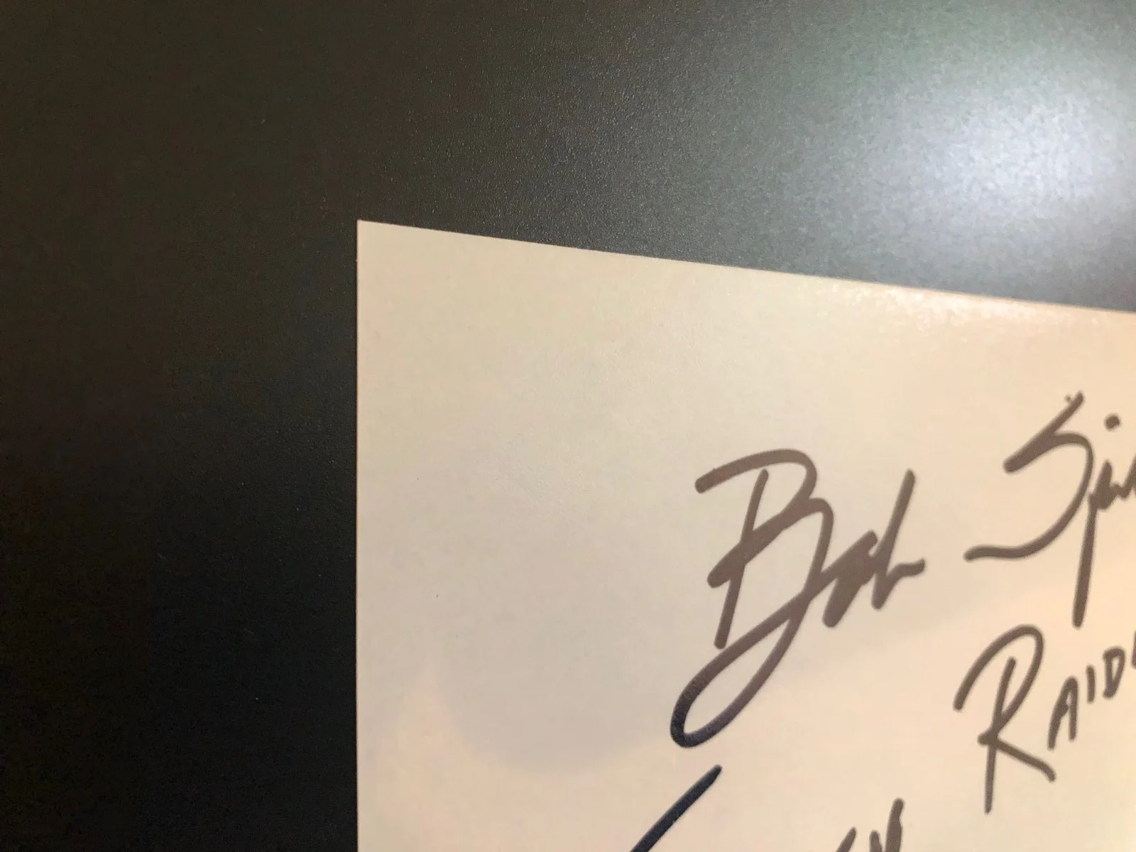 Bob Spiker — Tusken Raider Dual-Signed TOPPS 11x14 Star Wars Autograph Spiker & Fernandes, изображение 2