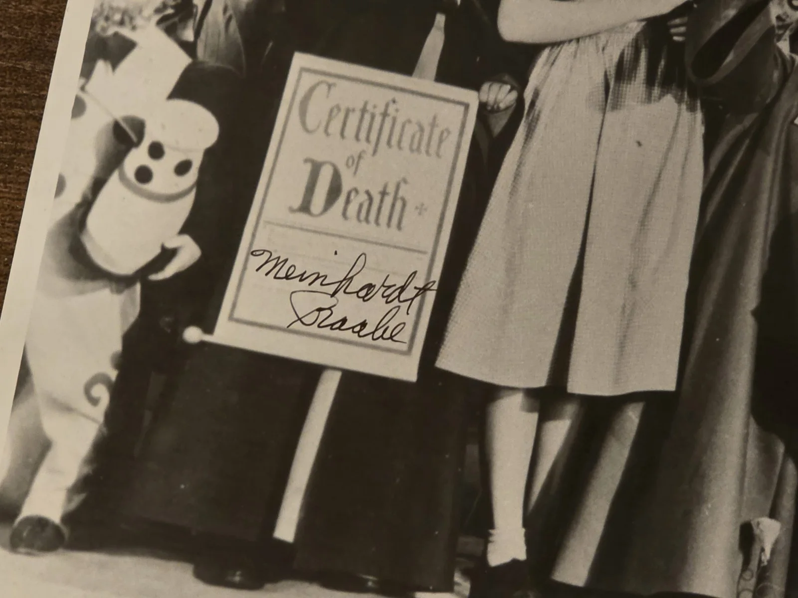 MEINHARDT RAABE — MEINHARDT RAABE WIZARD OF OZ CORONER Hand Signed Autographed 8 X 10 PHOTO, изображение 2