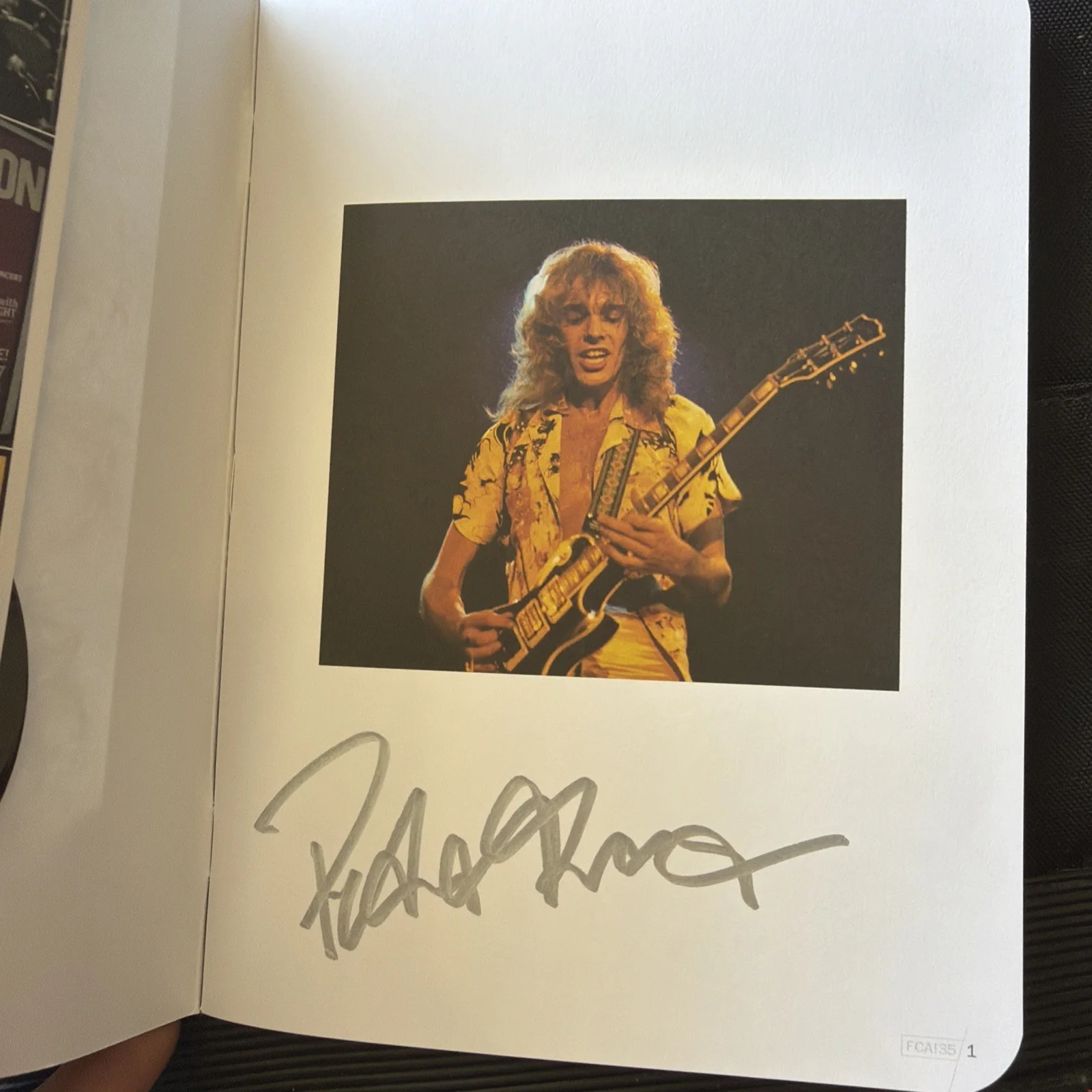 Peter Framton — PETER FRAMPTON SIGNED AUTOGRAPH "A Walk in my shoes" journal mini program book, image 5