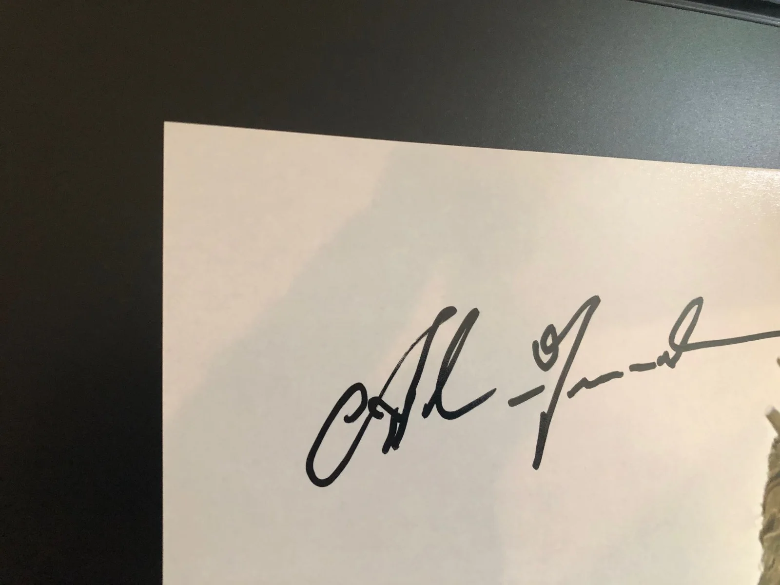 Alan Fernandes — Alan Fernandes Signed TOPPS 11x14 Star Wars EpIV 1977 Tusken Raider Autograph, изображение 2