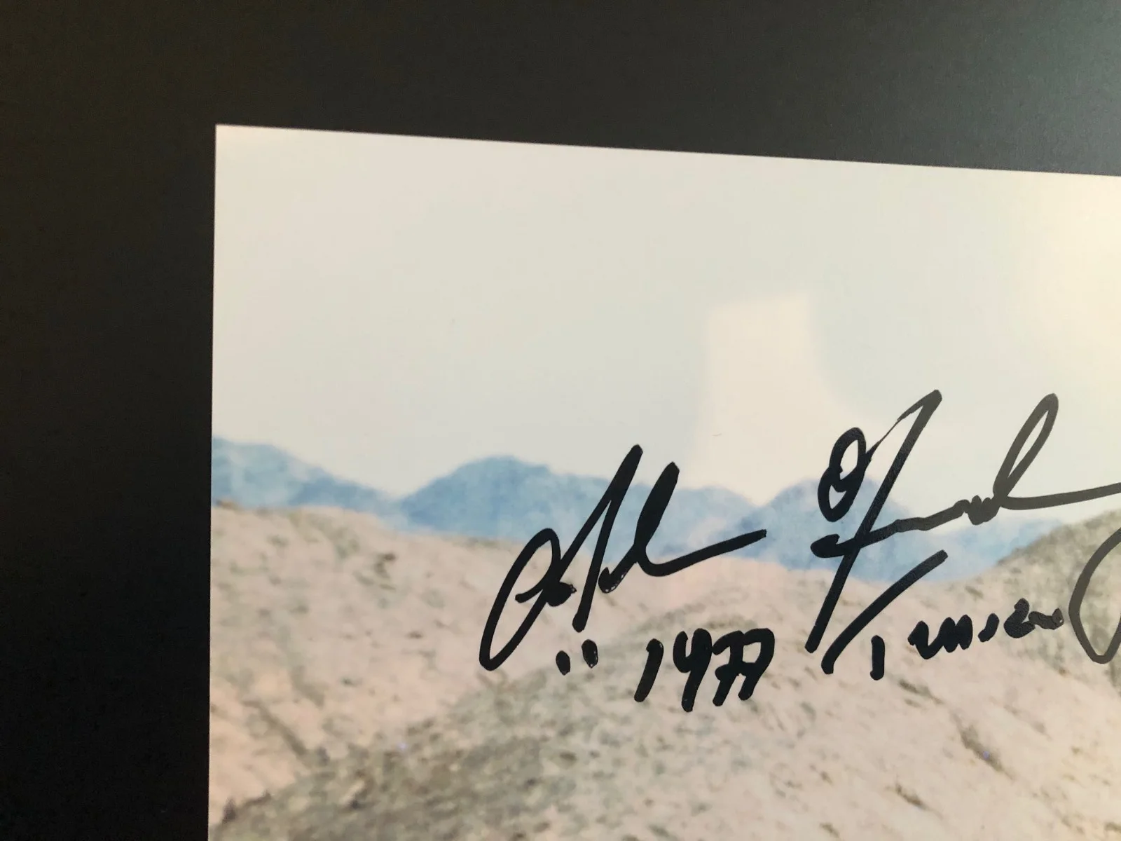 Alan Fernandes — Alan Fernandes Signed TOPPS 11x14 Star Wars EpIV 1977 Tusken Raider Autograph, image 2