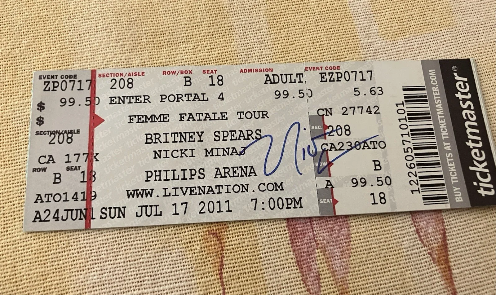 Nicki Minaj Signed Britney Spears Femme Fatale Tour Concert Ticket, изображение 2