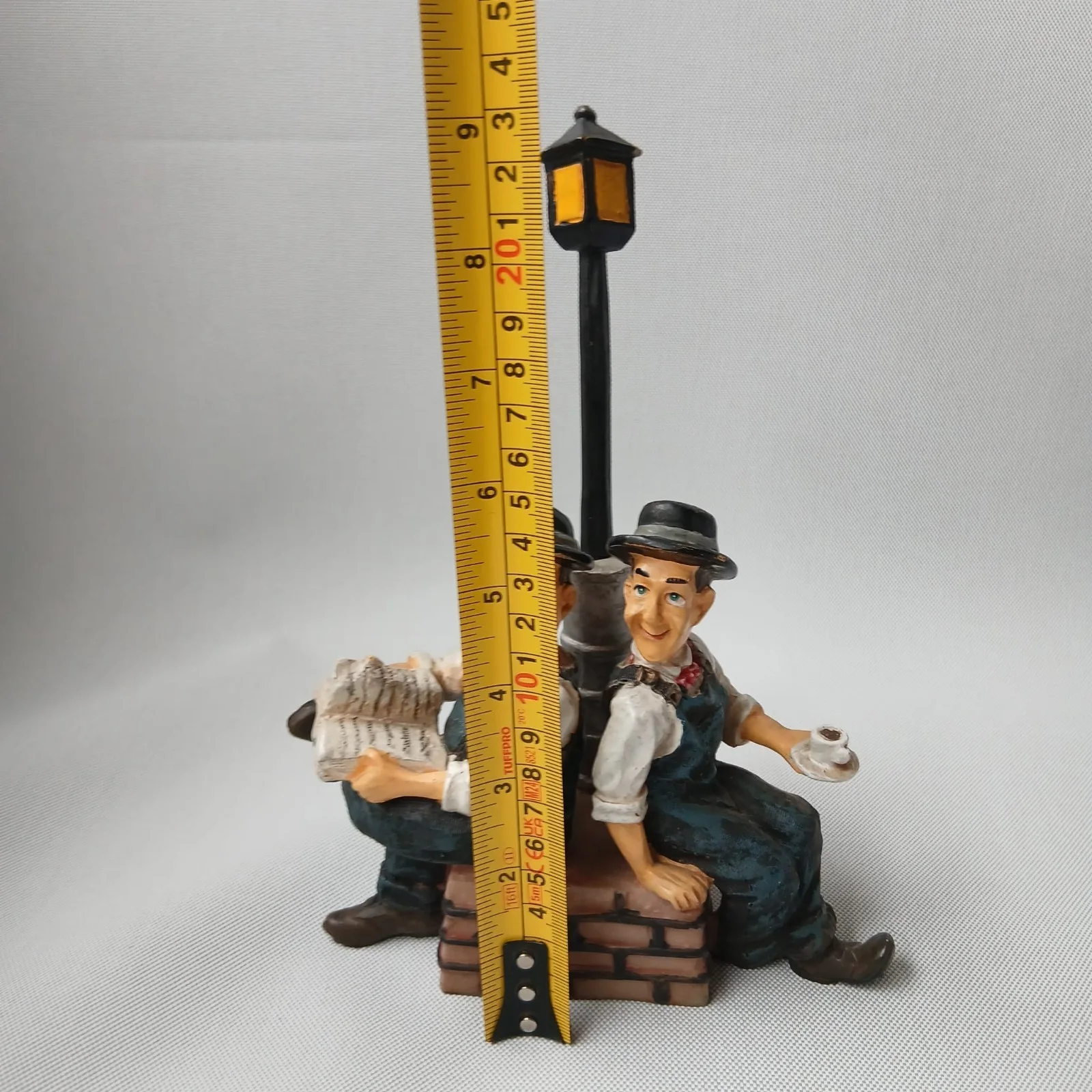 Laurel and Hardy, Charlie Chaplin(talc Bottle) Vintage Collectible Figurines, изображение 5