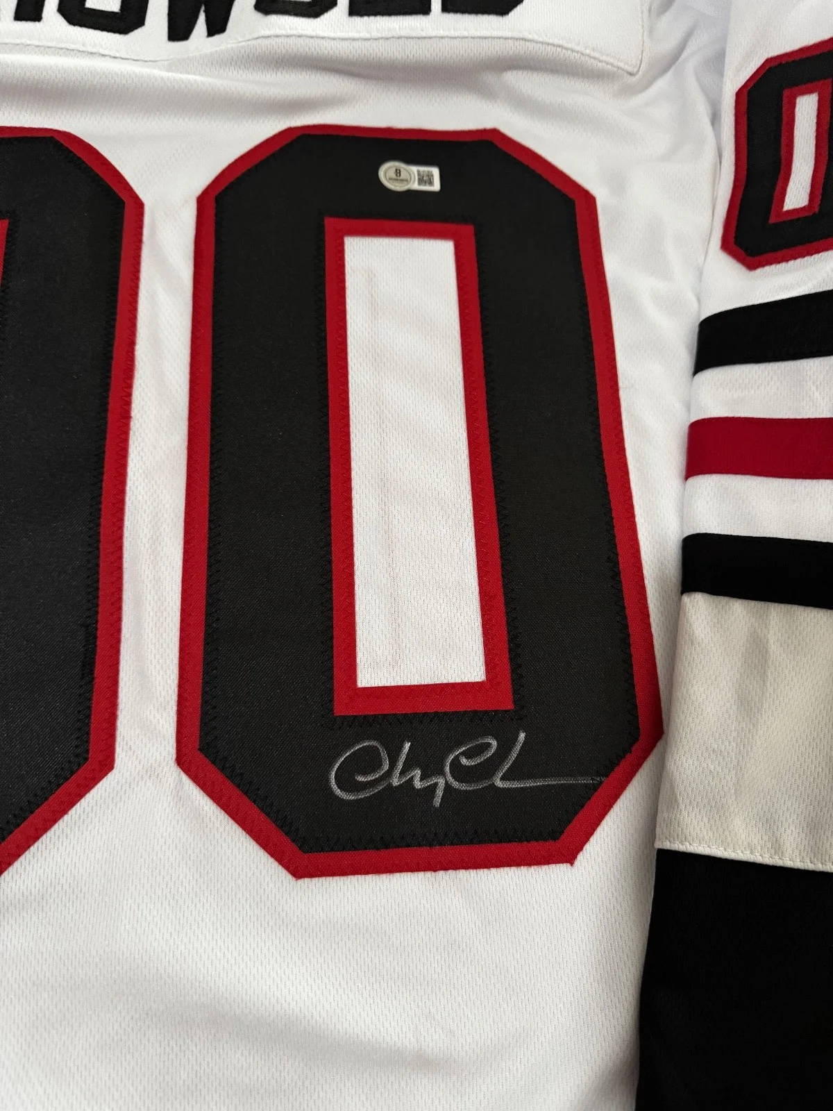 Chevy Chase — Chevy Chase Signed Griswold Hockey Jersey Beckett COA National Lampoon Vacation, изображение 2