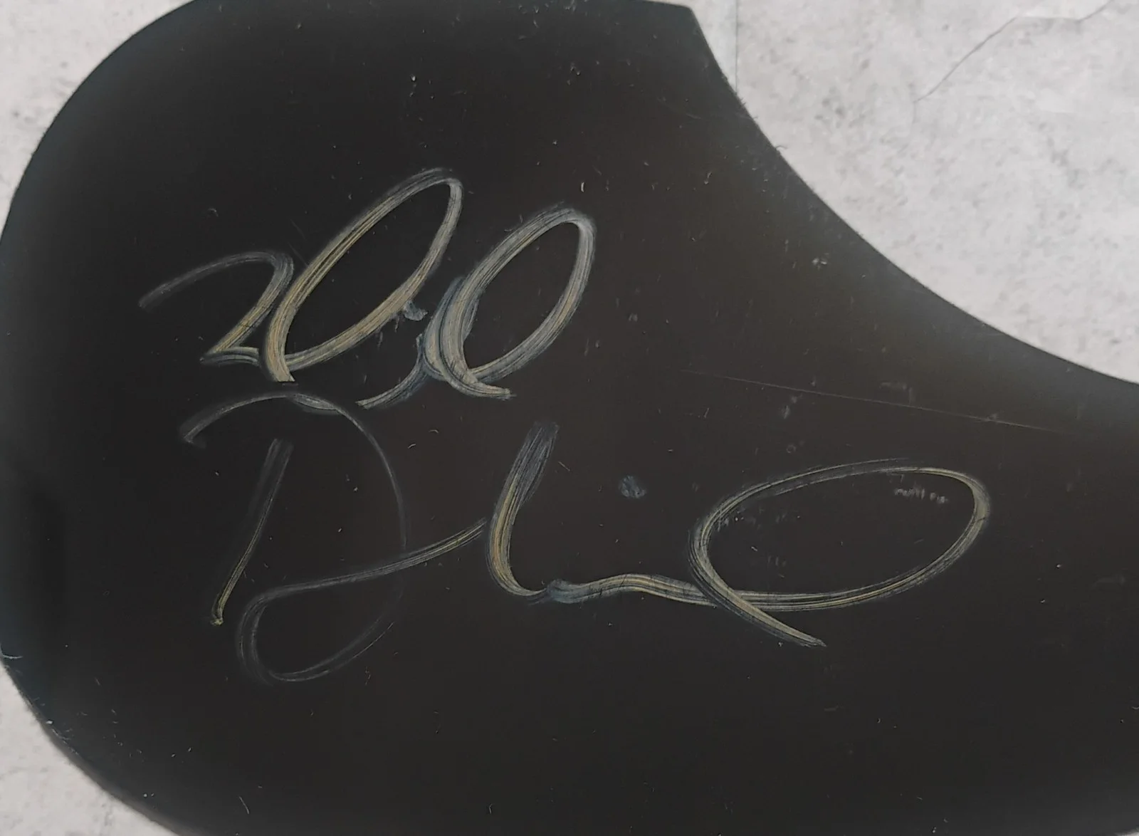 Neil Diamond Hand Signed Autograph COA Guitar Pick Guard NO US TARIFFS, image 3