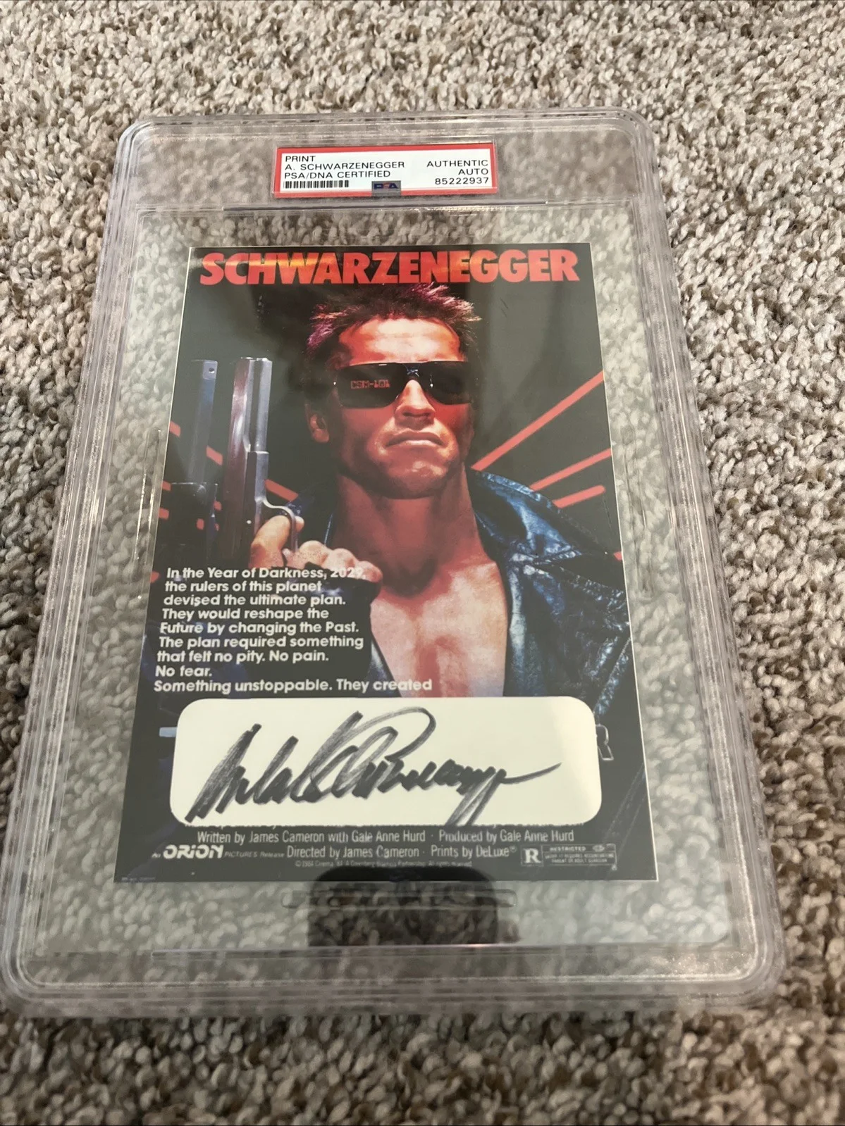 Arnold schwarzenegger — Arnold Schwarzenegger Terminator Print Signed AUTO PSA/DNA CERTIFIED, image 5