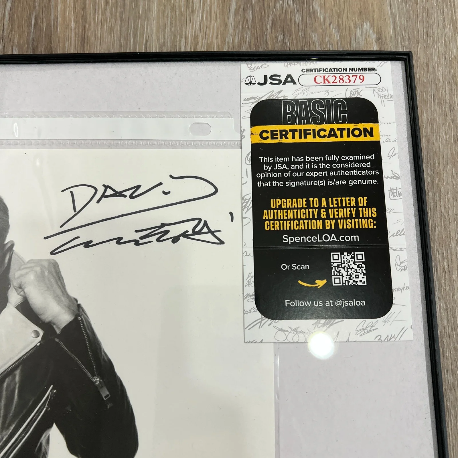 David Guetta Signed Autographed 8.5" x 11" Picture Photo [JSA], изображение 2