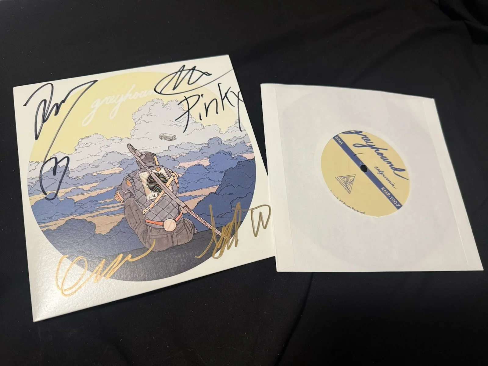 SIGNED Calpurnia - Greyhound / Louie 7” VINYL Autographed FINN WOLFHARD RARE, изображение 4