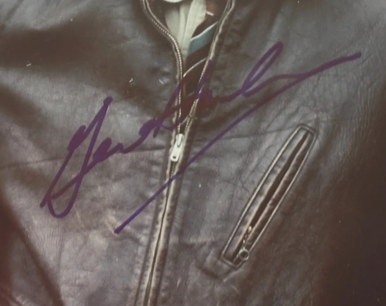 GENE HACKMAN — GENE HACKMAN Signed HOOSIERS 8 X 10 PHOTO Beckett Encapsulated AUTO 10, image 2