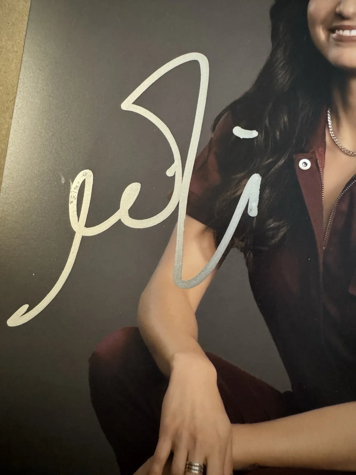 Melissa Villaseñor — Melissa Villasenor Autographed Signed 8x10 Photo SNL Saturday Night Live, изображение 2
