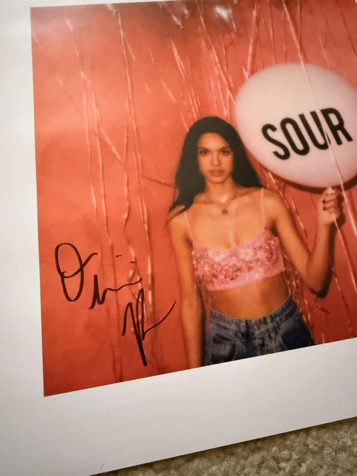 Olivia Rodrigo Hand SIGNED AUTOGRAPHED Sour Balloon poster UK exclusive # 2, image 2