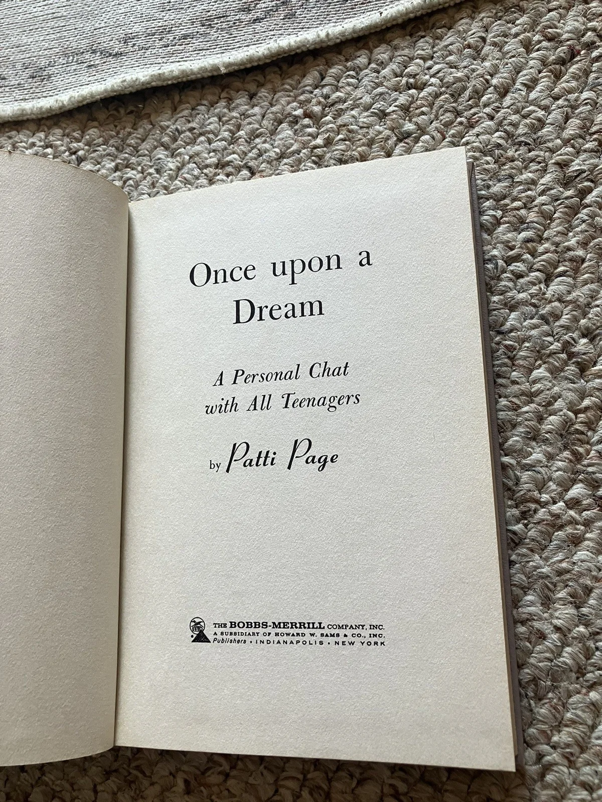 PATTI PAGE SIGNED 1960 BOOK ONCE UPON A DREAM, image 3