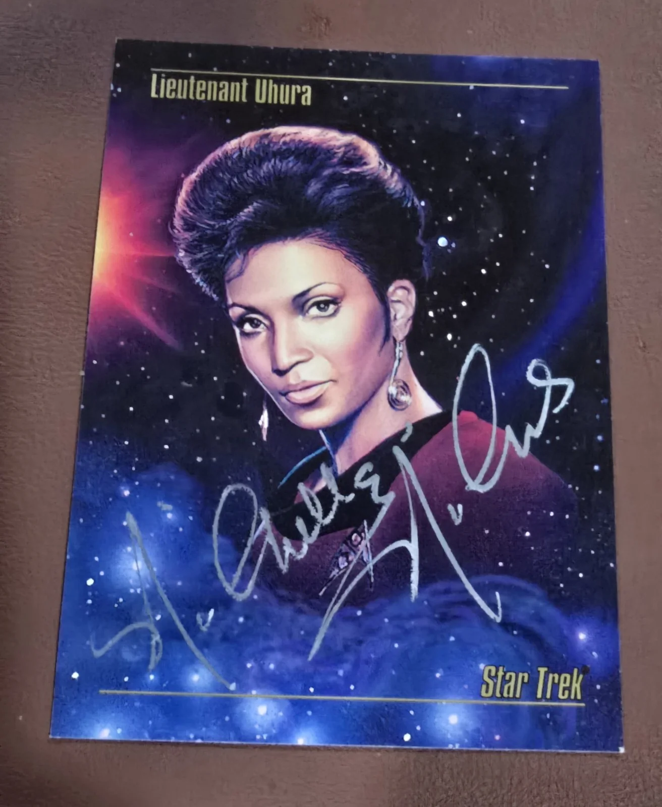 Nichelle Nichols — Star Trek card signed Nichelle Nichols Lt. Uhura Autographed