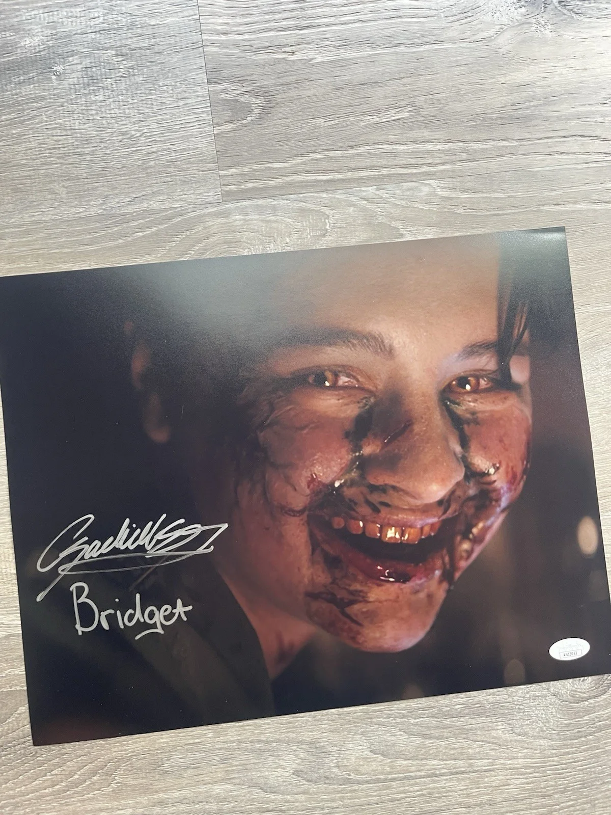 Gabrielle Echols — Gabrielle Echols Signed Evil Dead Rise 11x14 Photo JSA COA Horror Autograph, image 4