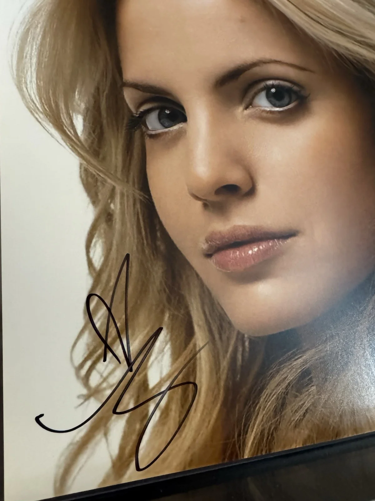 Mena Suvari — Mena Suvari Signed 8x10 Photo American Beauty JSA COA Autograph, изображение 2