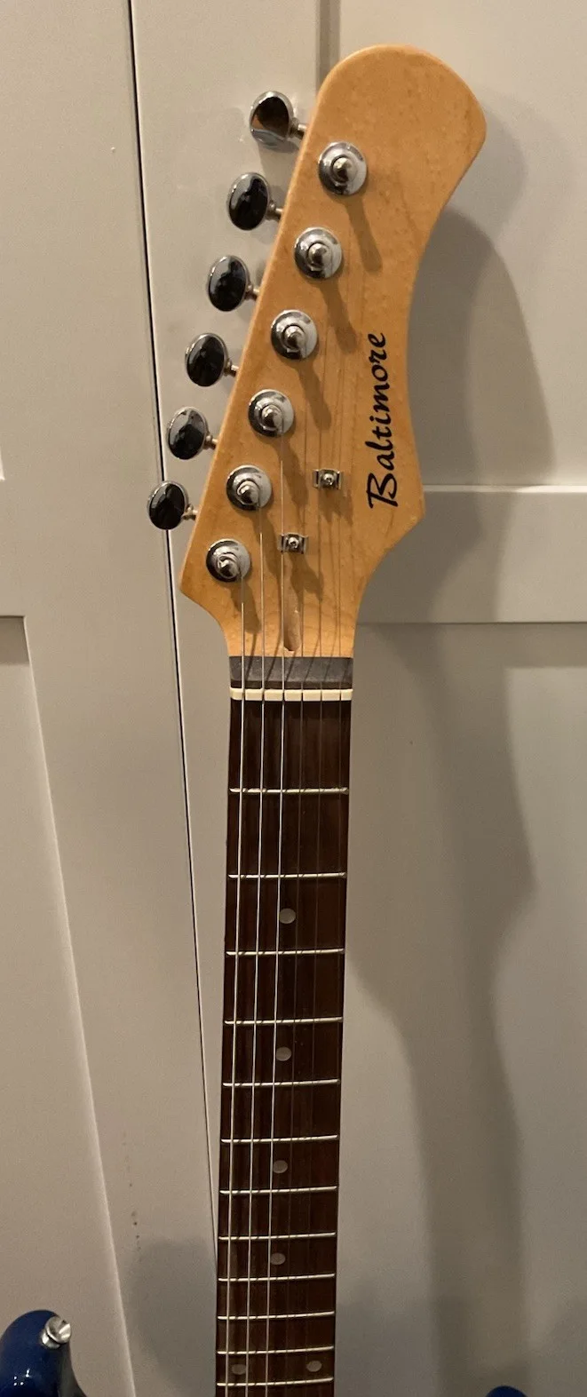 Eric Clapton autographed Blue Fender Squier Stratocaster Electric Guitar, изображение 3