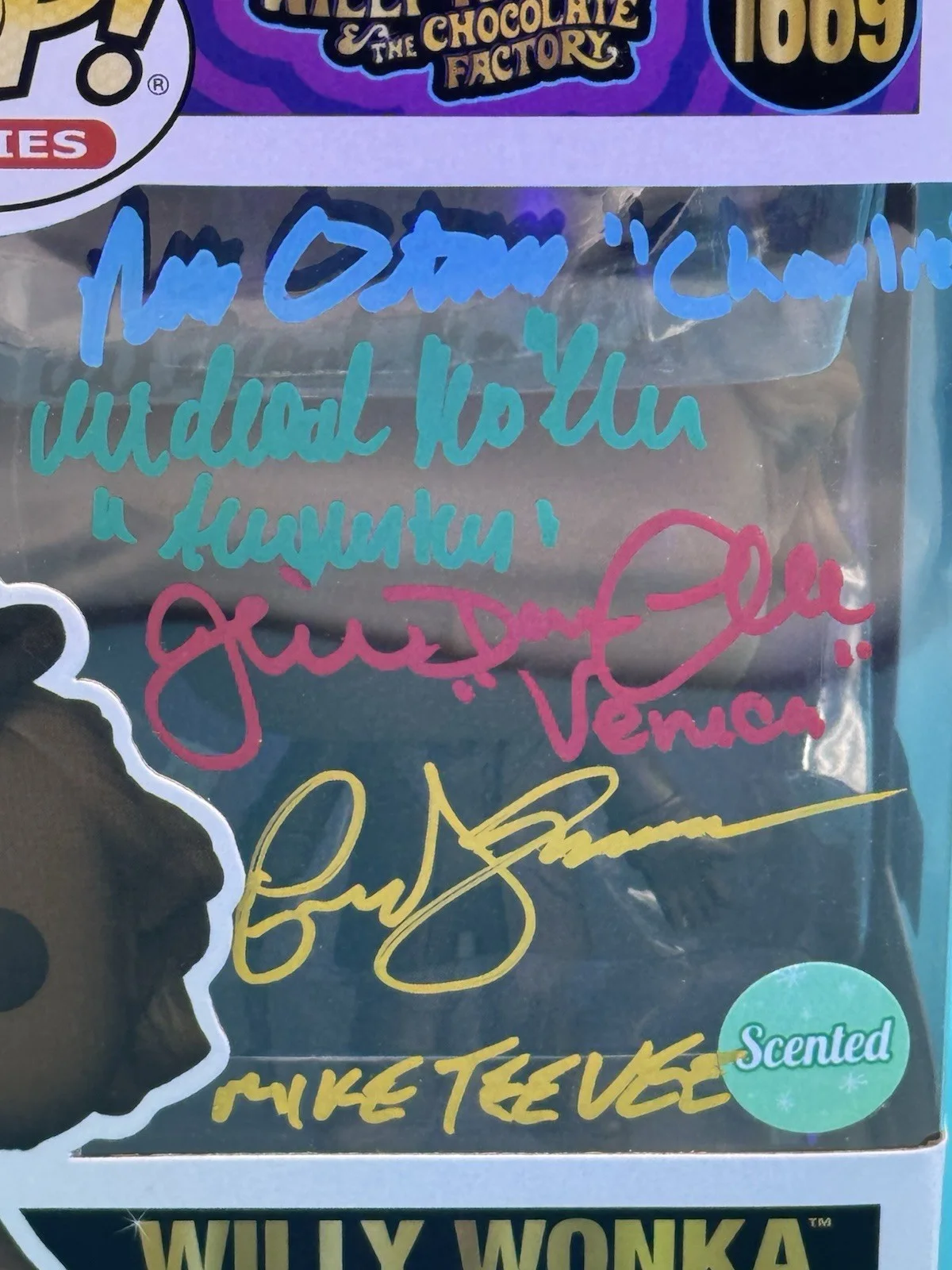 Quad Signed Willy Wonka From The Chocolate Factory Funko Pop With OCC COA, изображение 2