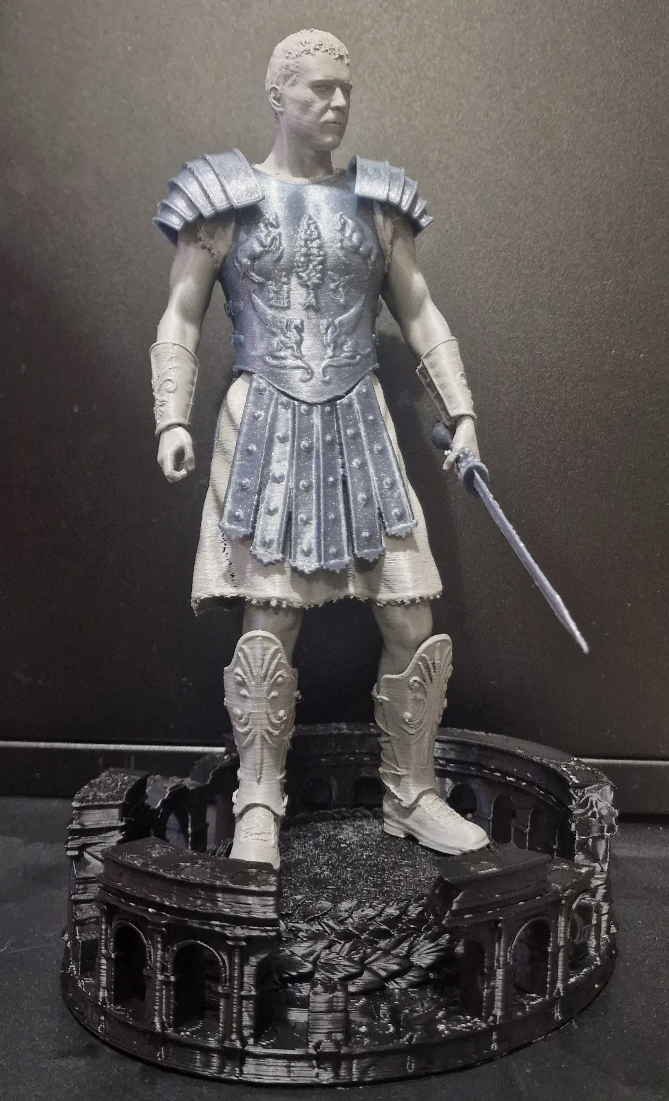star Russell Crowe as Gladiator Maximus Decimus Meridius, a Roman general 250mm, изображение 2