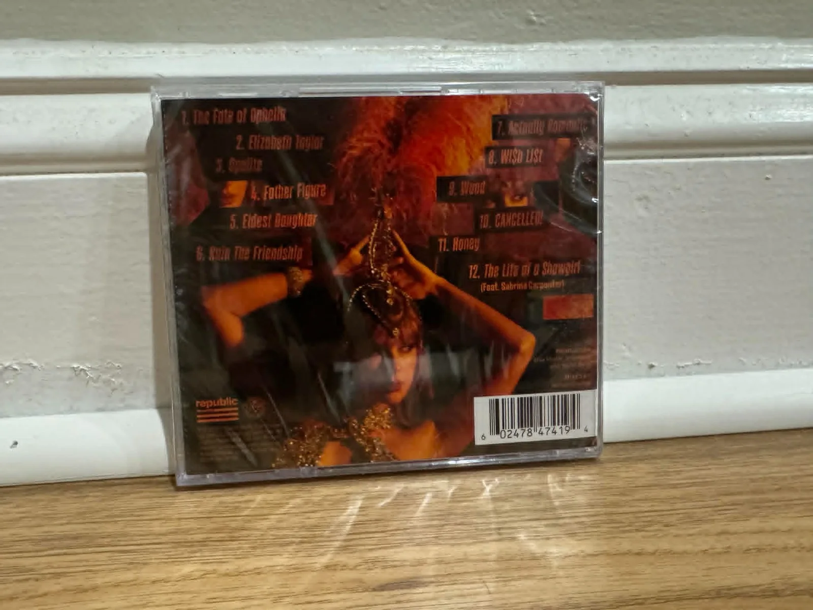 taylor swift the life of a showgirl cd hand signed cd photo 4, изображение 2
