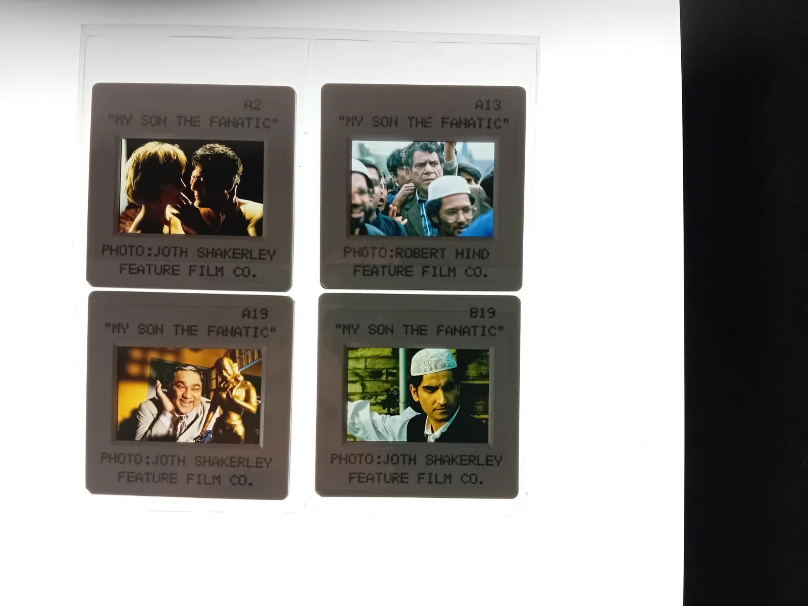 LOT OF 3 ORIGINAL PRESS PHOTOS MY SON THE FANATIC + 4 35mm SLIDES & BIOGRAPHY, изображение 2