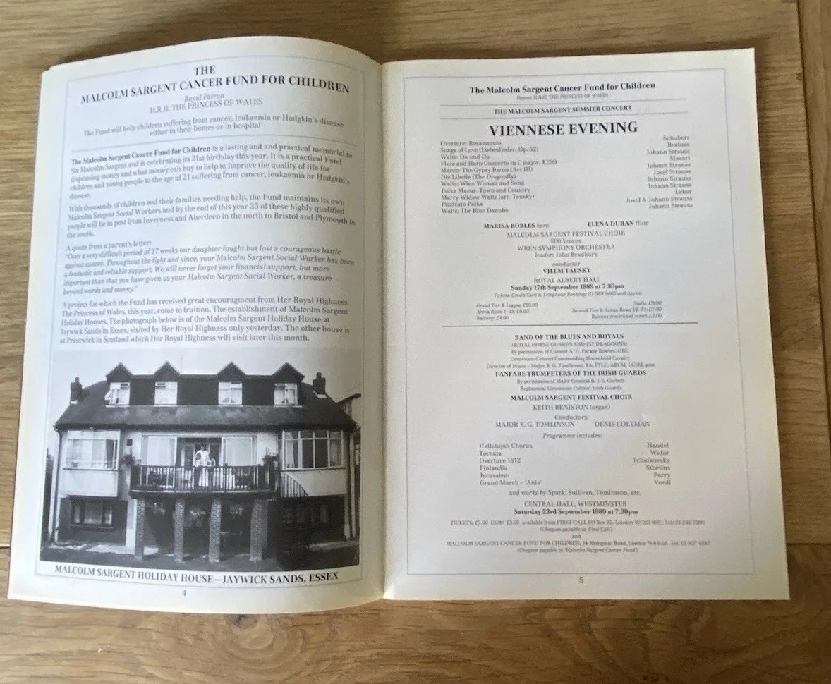WHEN THE WHALES COME Royal World Premiere Brochure Leicester Square London 1989, изображение 3