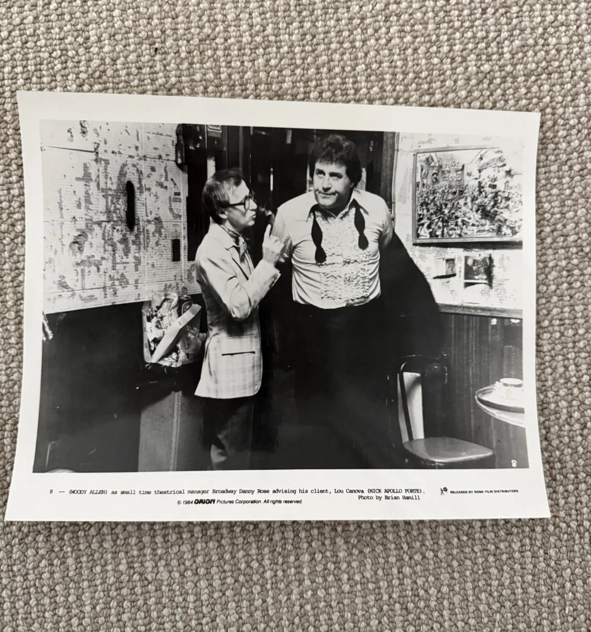 BROADWAY DANNY ROSE - Woody Allen & Nick Apollo Forte Original Film Still 1984, изображение 3