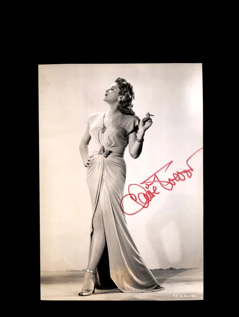 Claire Trevor — Claire Trevor JSA Coa Signed 6x9 Photo Autograph