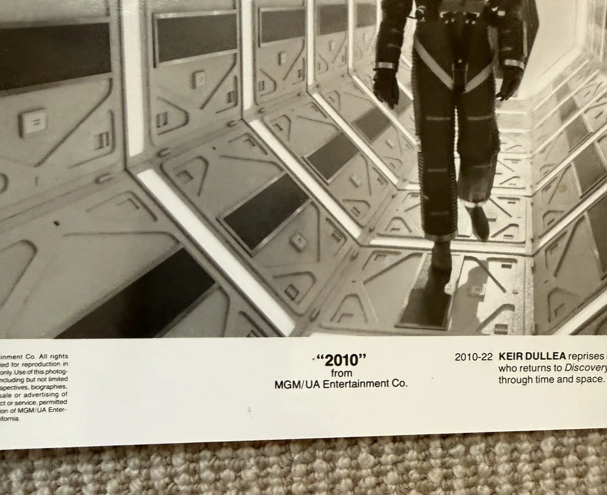 2010 - THE YEAR WE MAKE CONTACT Original Film Still - KEIR DULLEA - Rare, изображение 2