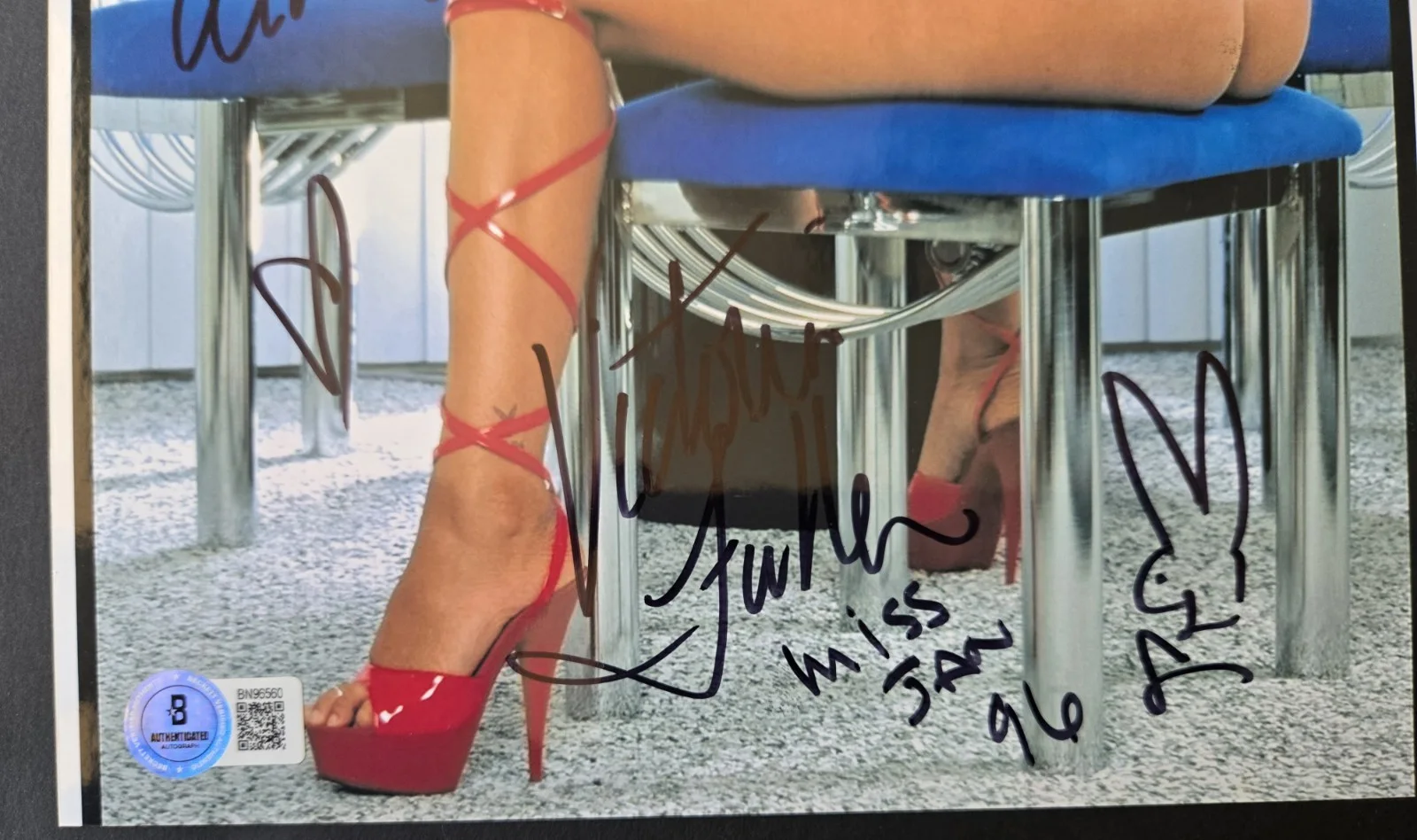 Victoria Fuller — Playboy Playmate Signed Photo Victoria Fuller BAS Coa 8x10 Model Celebrity Sexy, image 2
