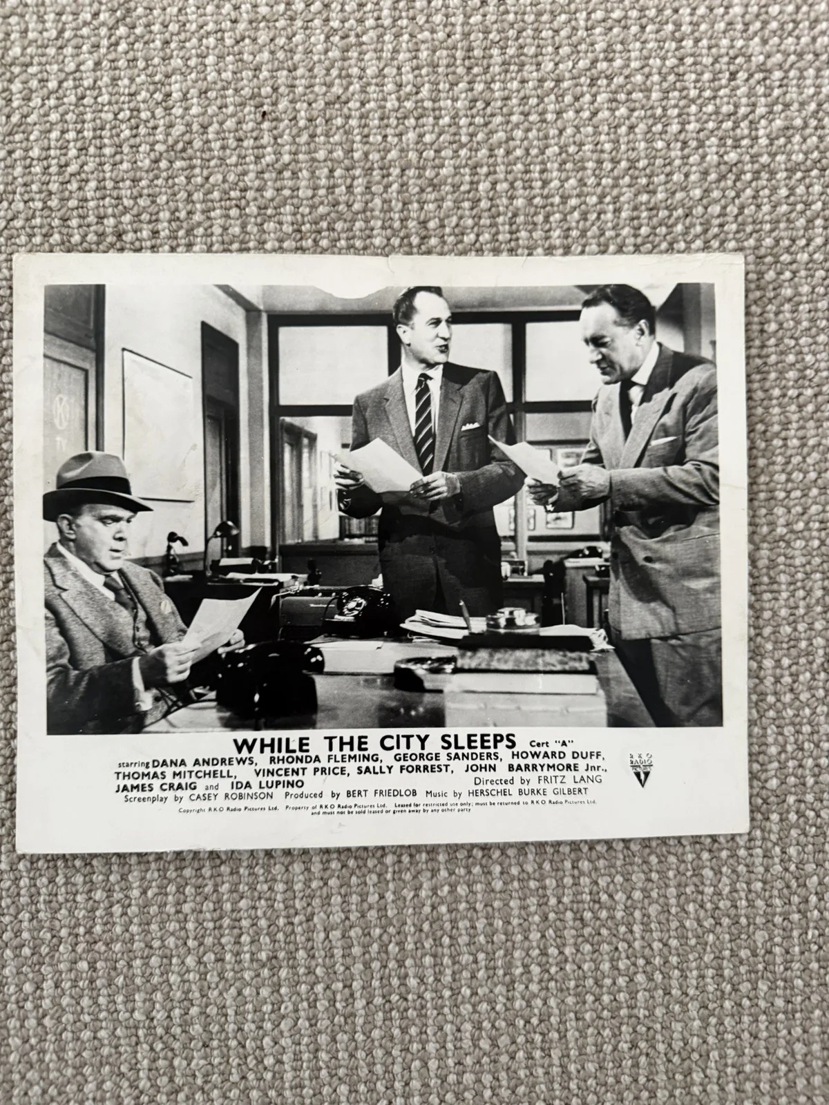 WHILE THE CITY SLEEP - Dana Andrew’s & Vincent Price Original Film Still 1957, изображение 4