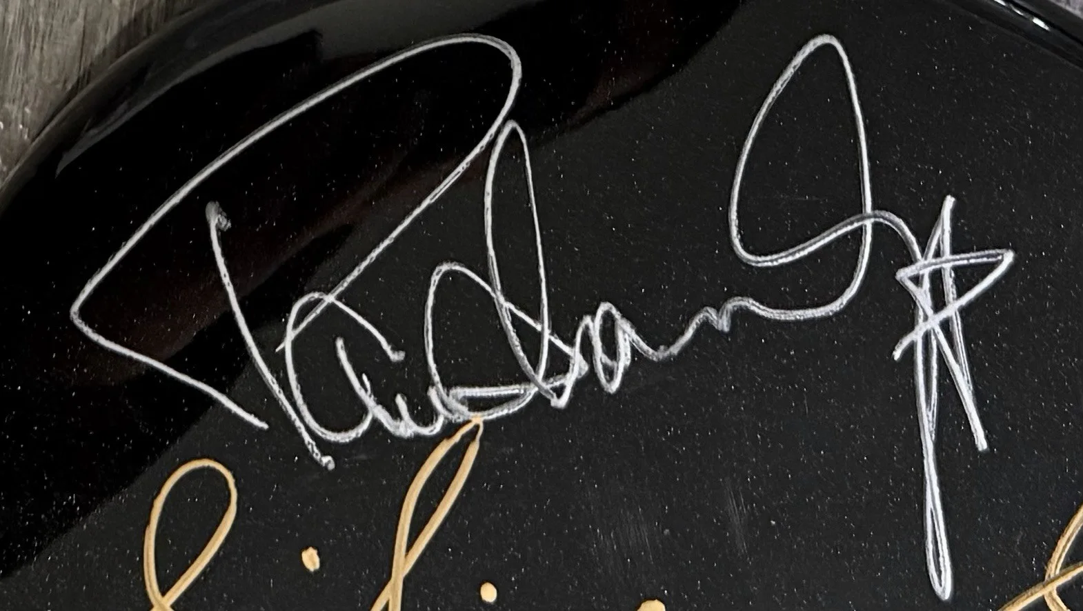 KISS Signed Guitar Thayer Singer Gene Simmons Paul Stanley Autographed Guitar !!, image 3